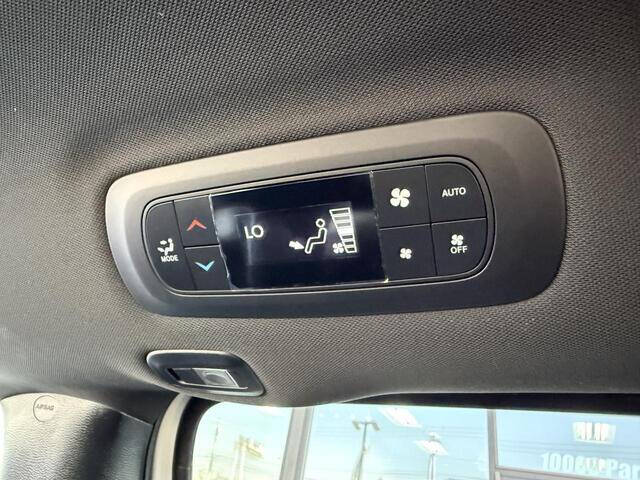 2023 Chrysler Pacifica Plug-In Hybrid Limited