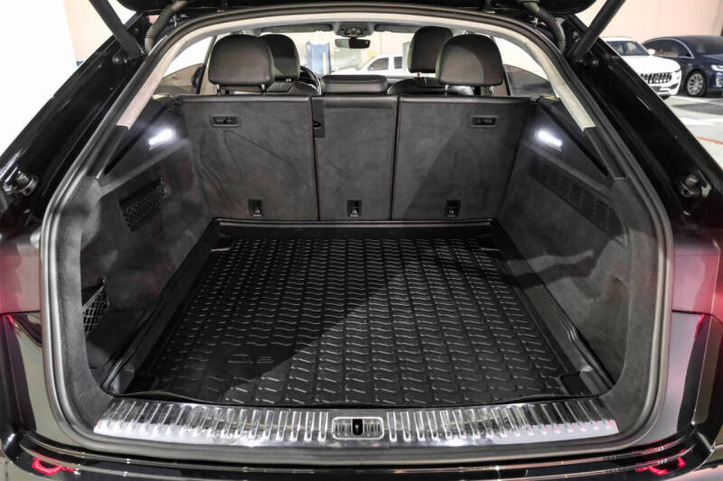 2020 Audi Q8 quattro Prestige 55 TFSI