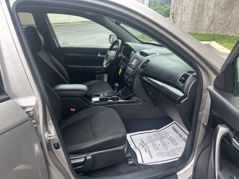 2014 Kia Sorento LX