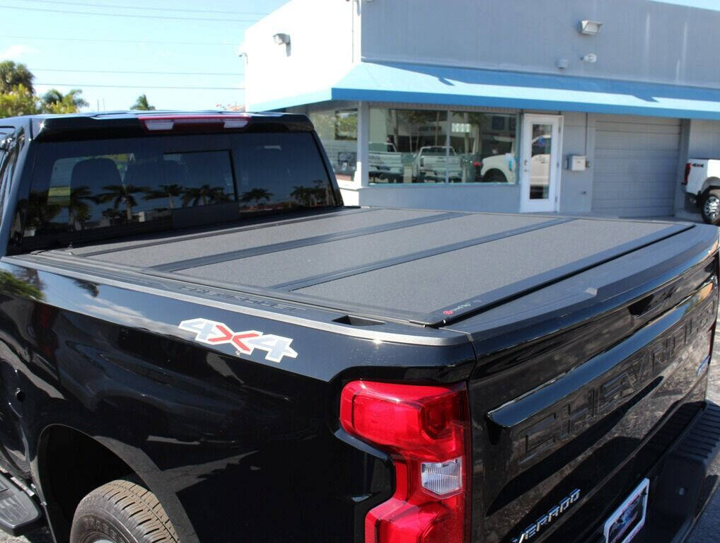 2022 Chevrolet Silverado 1500  - $56,995