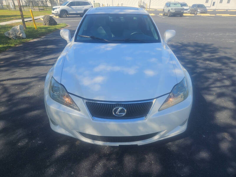 2007 Lexus IS 250 photo 9