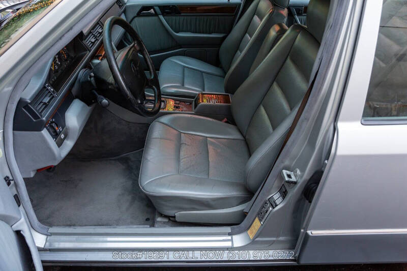 1992 Mercedes-Benz 400-Class 400 E