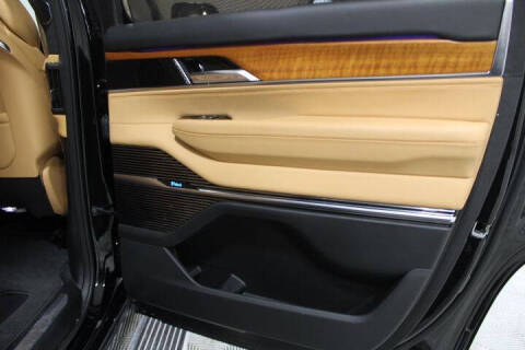 2022 Jeep Grand Wagoneer Series III