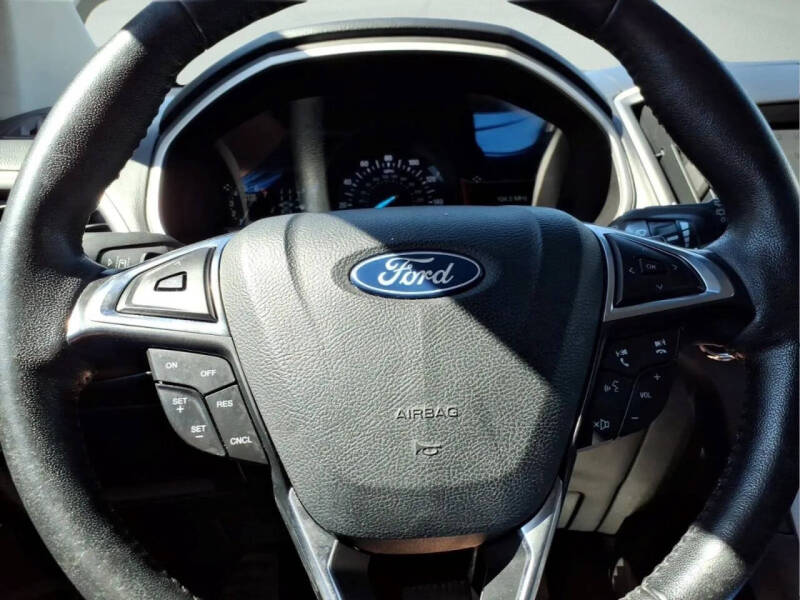 2020 Ford Edge