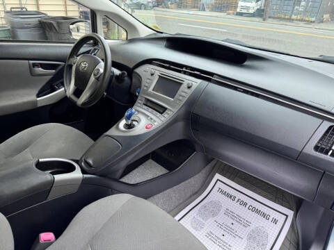 2013 Toyota Prius Three