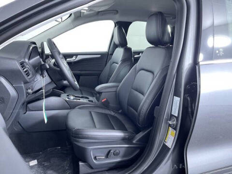 2026 Ford Escape Hybrid Platinum