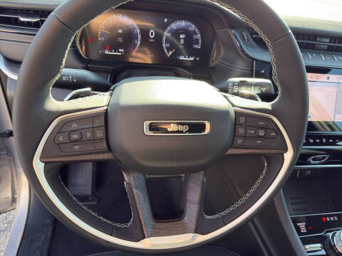 2026 Jeep Grand Cherokee Altitude
