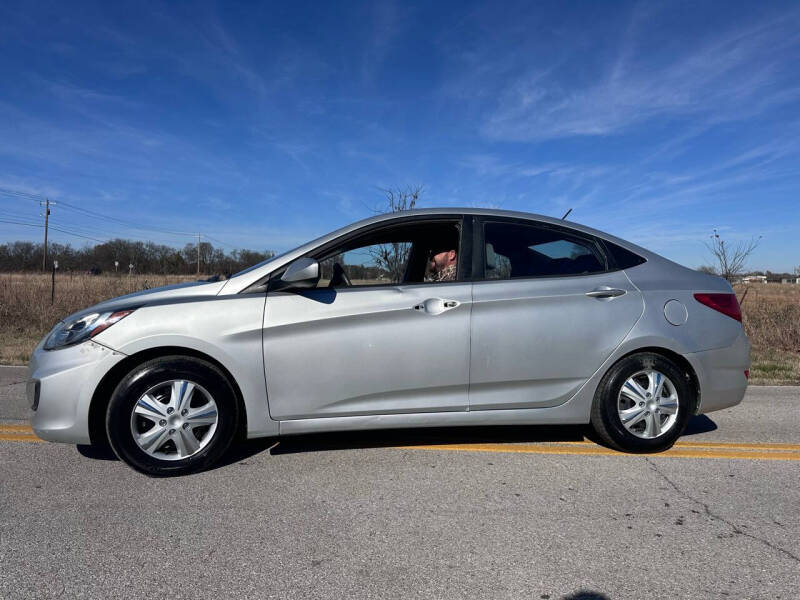 2013 Hyundai Accent for sale at ILUVCHEAPCARS.COM in Tulsa OK