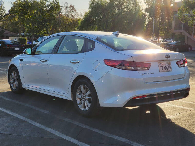 2016 Kia Optima LX