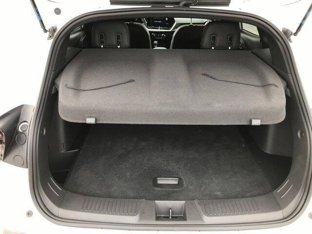 2025 Chevrolet Trax RS