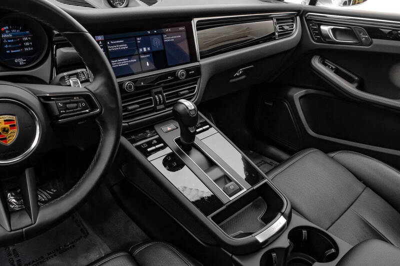 2024 Porsche Macan