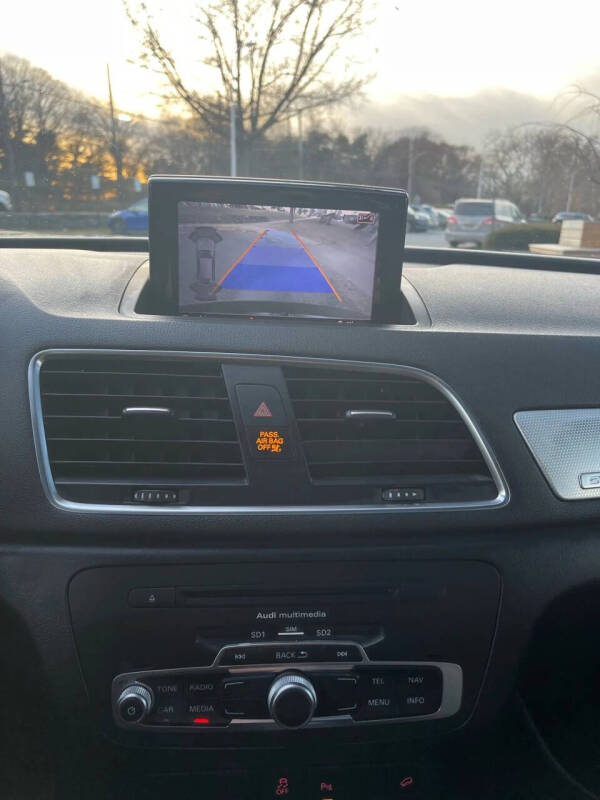 2015 Audi Q3 2.0T quattro Prestige