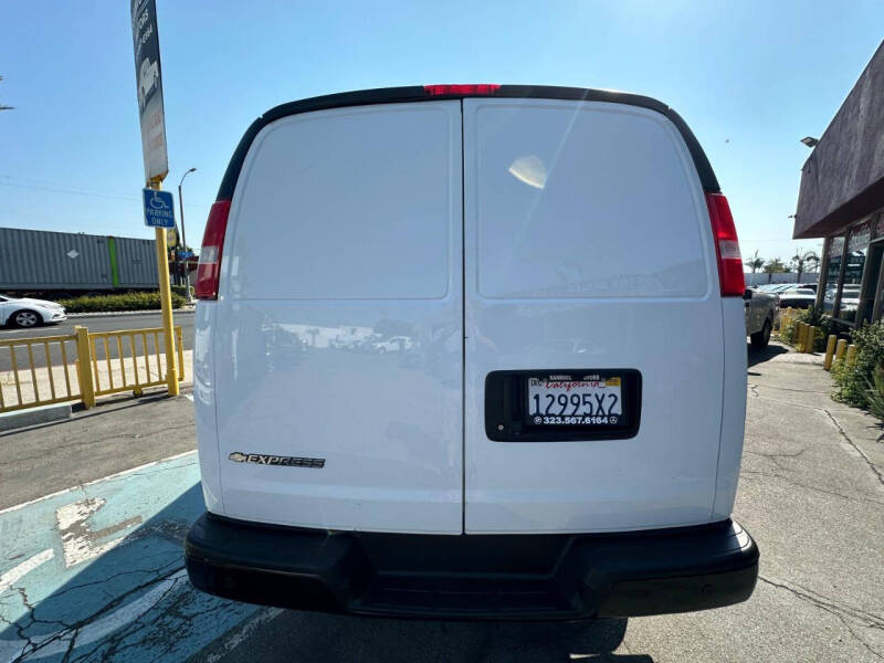 2019 Chevrolet Express 2500