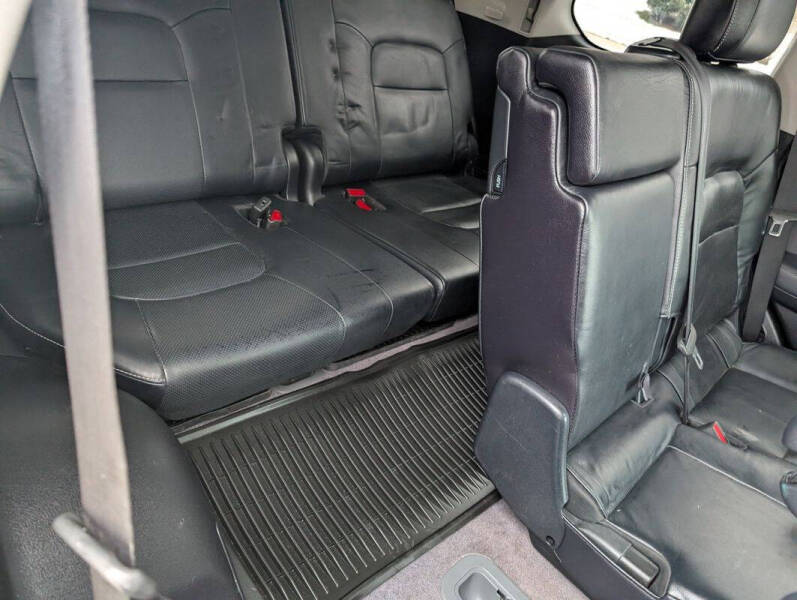 2013 Toyota Land Cruiser