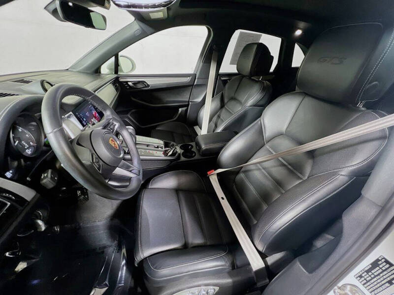 2024 Porsche Macan GTS