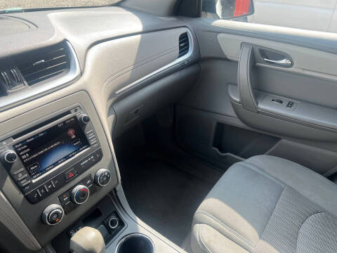 2017 Chevrolet Traverse LS