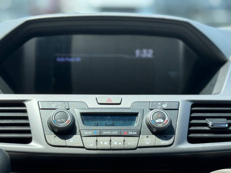 2011 Honda Odyssey EX-L w/DVD