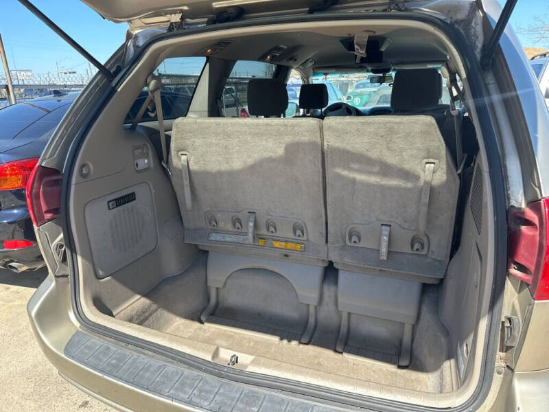 2004 Toyota Sienna