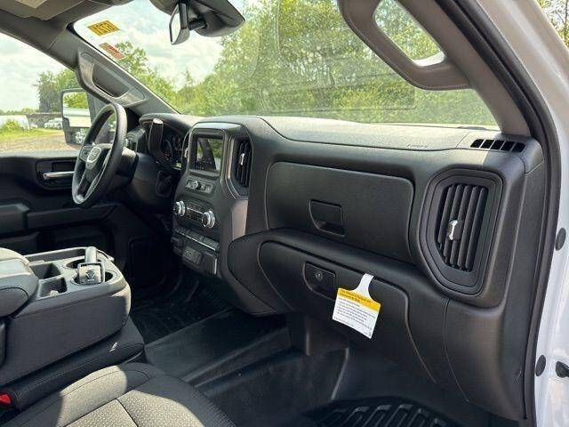 2025 GMC Sierra 3500HD CC Pro