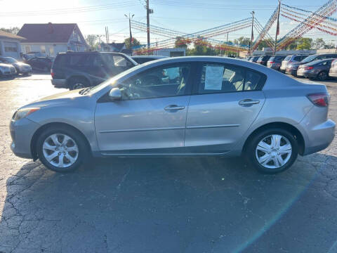 2013 Mazda MAZDA3 i SV