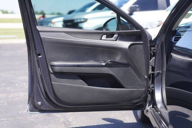 2022 Kia K5