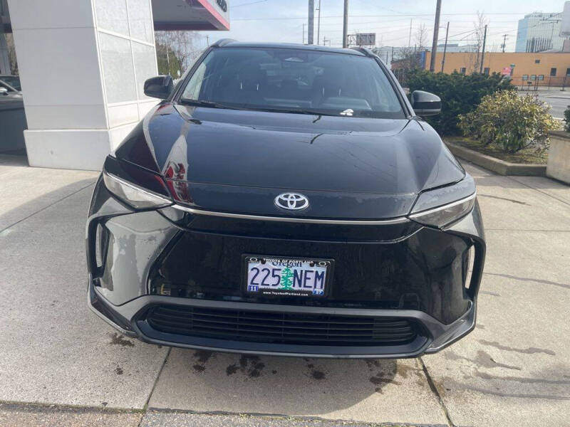 2024 Toyota bZ4X XLE