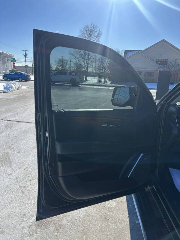 2018 Cadillac Escalade Premium Luxury