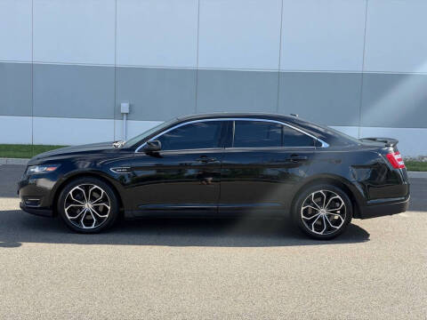 2018 Ford Taurus SHO