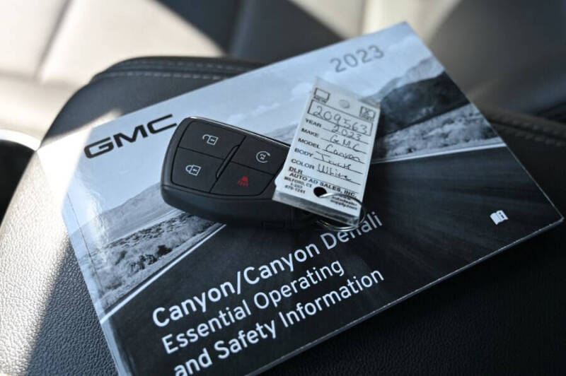 2023 GMC Canyon Elevation
