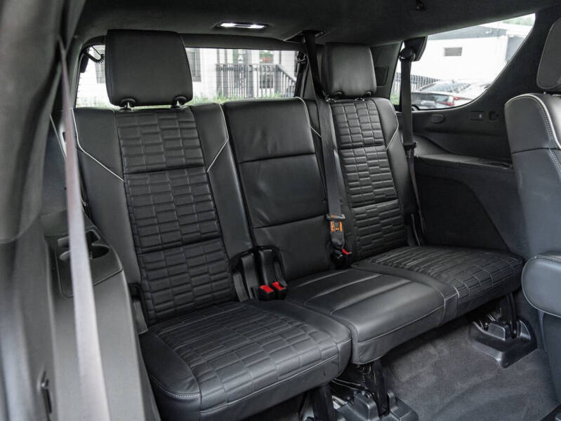 2023 Cadillac Escalade Sport Platinum