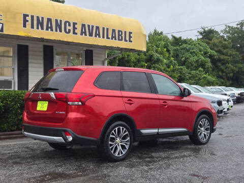 2016 Mitsubishi Outlander ES