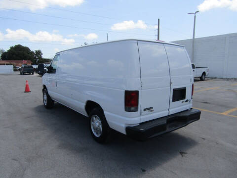 2013 Ford E-Series E-150