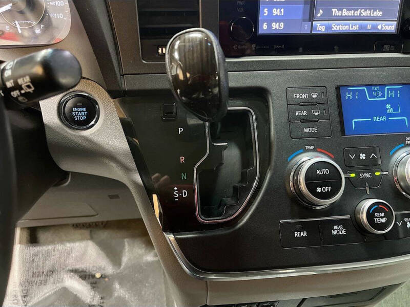 2017 Toyota Sienna