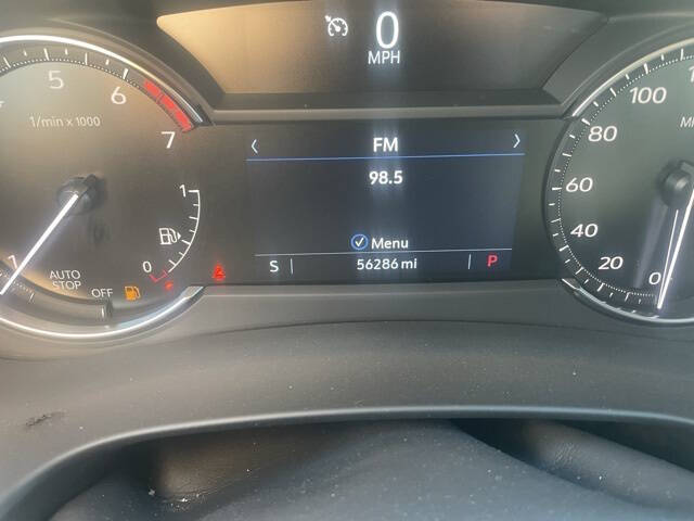 2023 Cadillac XT4 Premium Luxury