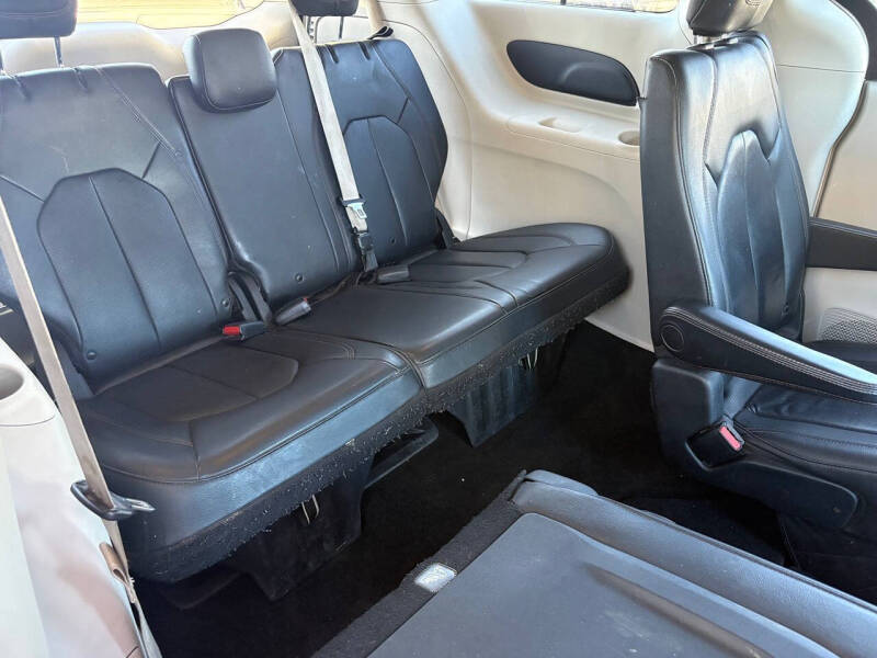 2019 Chrysler Pacifica Touring L