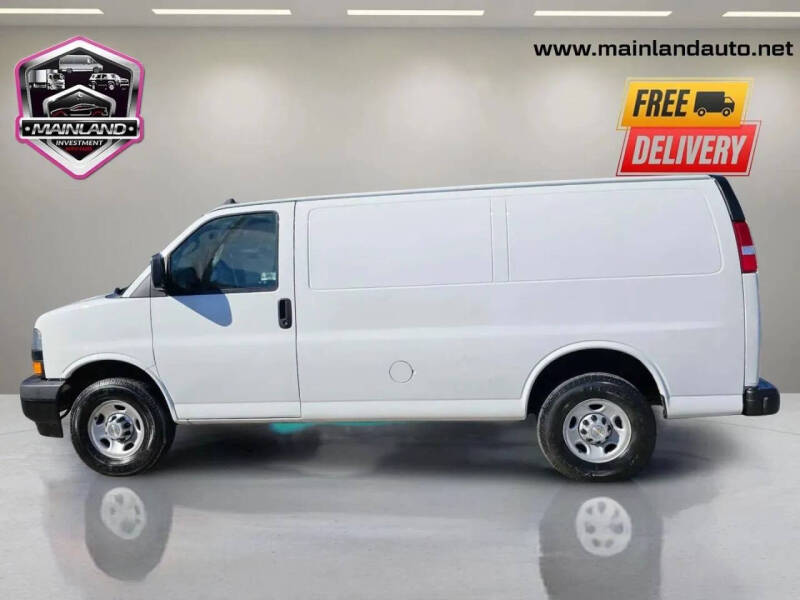 2022 Chevrolet Express 2500
