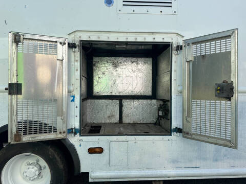 2014 Freightliner MT45 Chassis