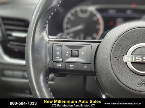 2023 Nissan Rogue SL