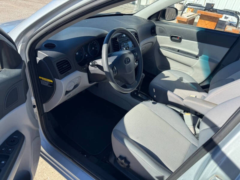 2010 Hyundai Accent GLS