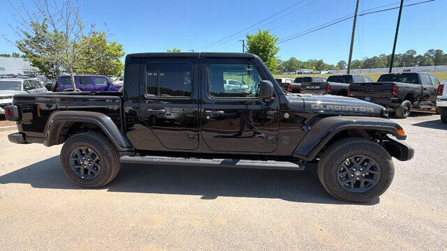 2026 Jeep Gladiator 85th Anniversary Edition