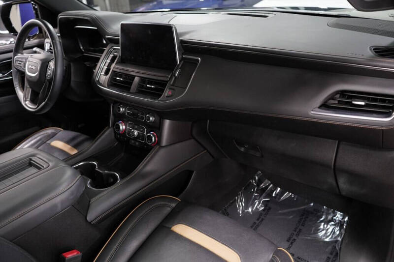 2023 GMC Yukon AT4