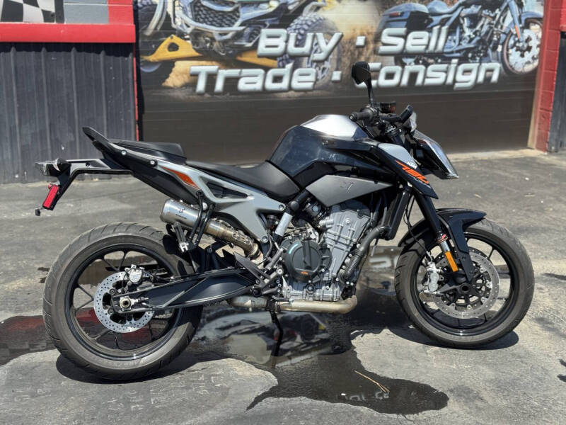 2019 KTM 790 Duke