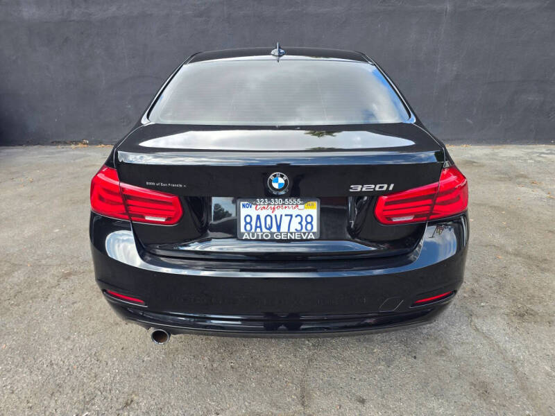 2018 BMW 3 Series 320i