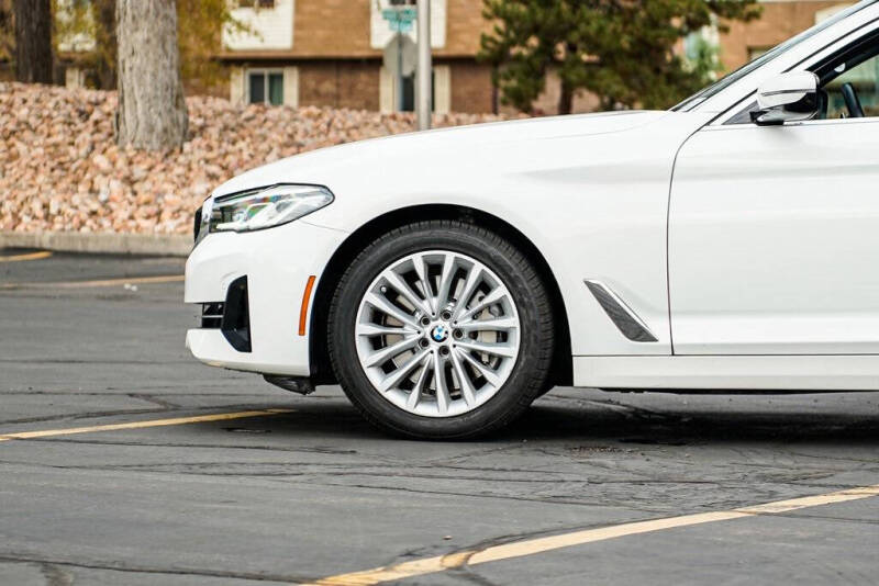 2022 BMW 5 Series 530i xDrive