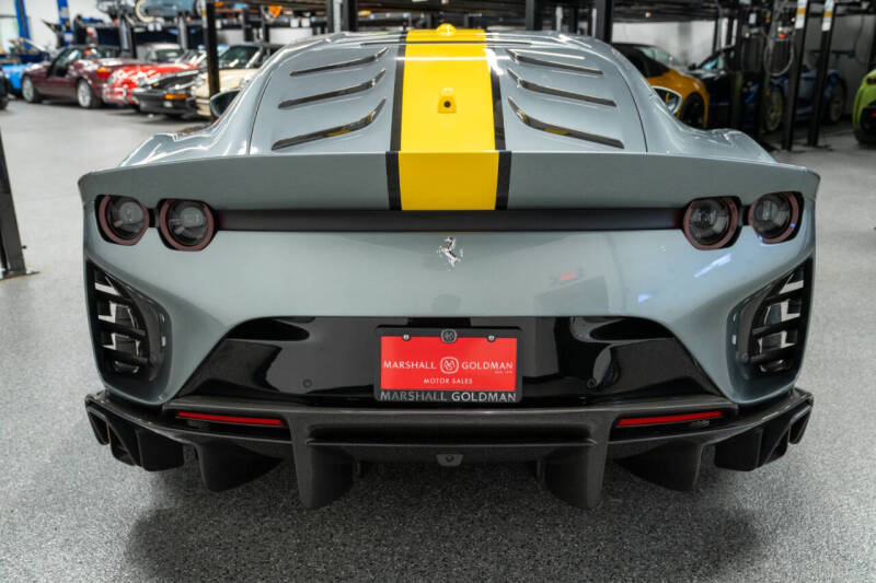 2023 Ferrari 812 Competizione