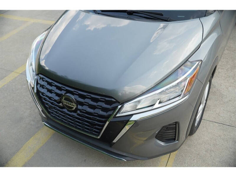 2021 Nissan Kicks S