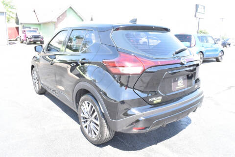 2021 Nissan Kicks SV