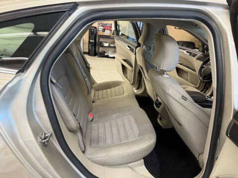 2019 Ford Fusion Hybrid SE