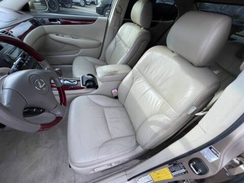 2004 Lexus ES 330