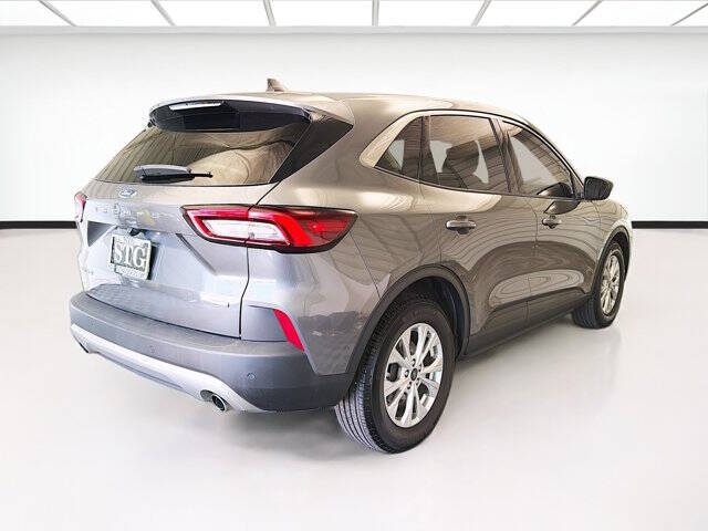 2023 Ford Escape Hybrid Active